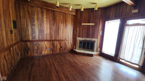 1677 W Forest Road Crawfordsville IN 47933