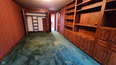 1677 W Forest Road Crawfordsville IN 47933