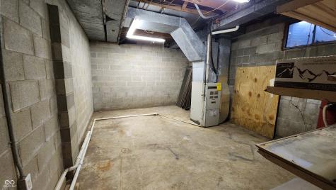 1677 W Forest Road Crawfordsville IN 47933
