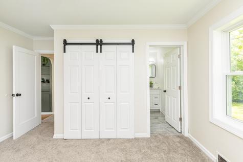5204 Crittenden Avenue Indianapolis IN 46220