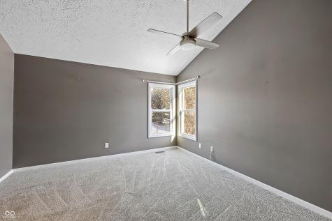 11927 Halla Place Fishers IN 46038