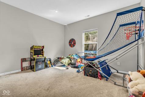 1195 S Aberdeen Drive Franklin IN 46131