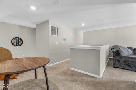 1195 S Aberdeen Drive Franklin IN 46131