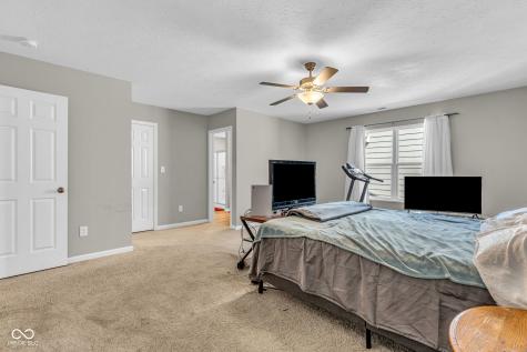 1195 S Aberdeen Drive Franklin IN 46131