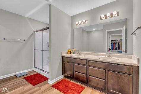 1195 S Aberdeen Drive Franklin IN 46131