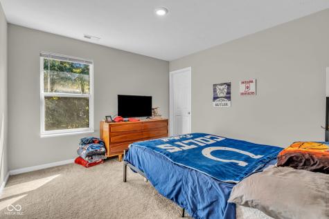 1195 S Aberdeen Drive Franklin IN 46131