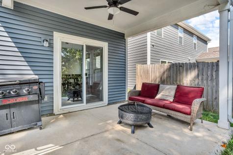 1195 S Aberdeen Drive Franklin IN 46131