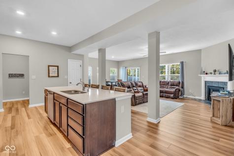 1195 S Aberdeen Drive Franklin IN 46131