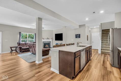 1195 S Aberdeen Drive Franklin IN 46131