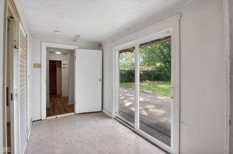 3018 Elmhurst Drive Indianapolis IN 46226