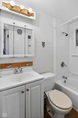 3018 Elmhurst Drive Indianapolis IN 46226