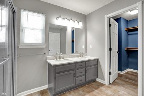 7929 Meadow Bend Circle Indianapolis IN 46259