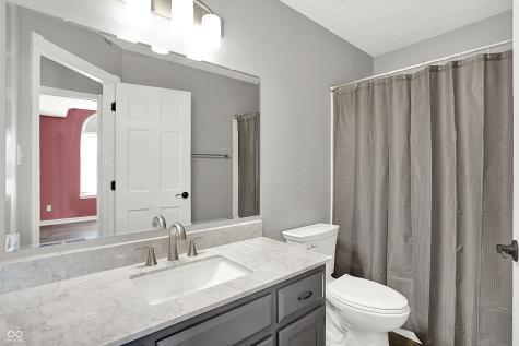 7929 Meadow Bend Circle Indianapolis IN 46259