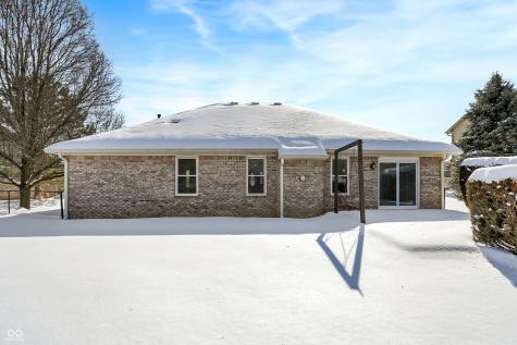 7929 Meadow Bend Circle Indianapolis IN 46259