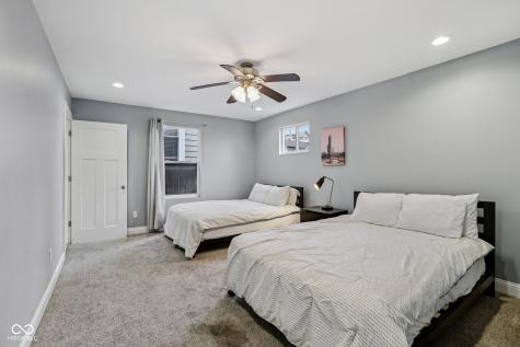 422 Sanders Street Indianapolis IN 46225