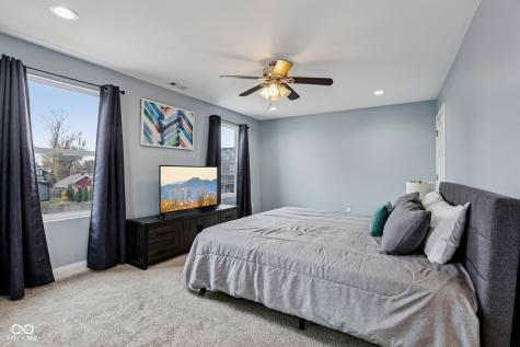 422 Sanders Street Indianapolis IN 46225