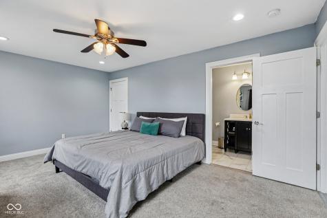 422 Sanders Street Indianapolis IN 46225