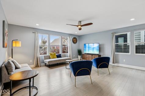 422 Sanders Street Indianapolis IN 46225