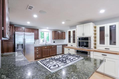 12604 Markay Drive Fishers IN 46038