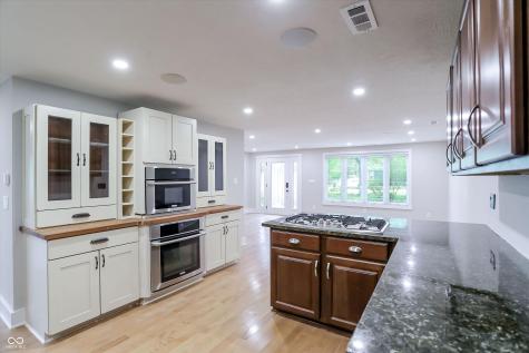 12604 Markay Drive Fishers IN 46038