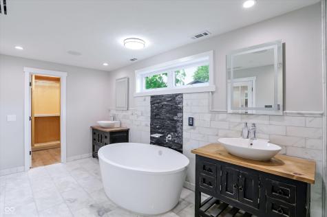 12604 Markay Drive Fishers IN 46038