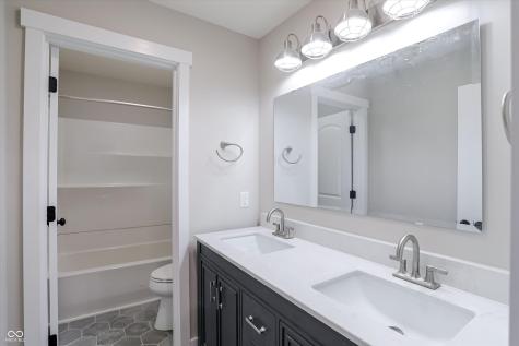 12604 Markay Drive Fishers IN 46038