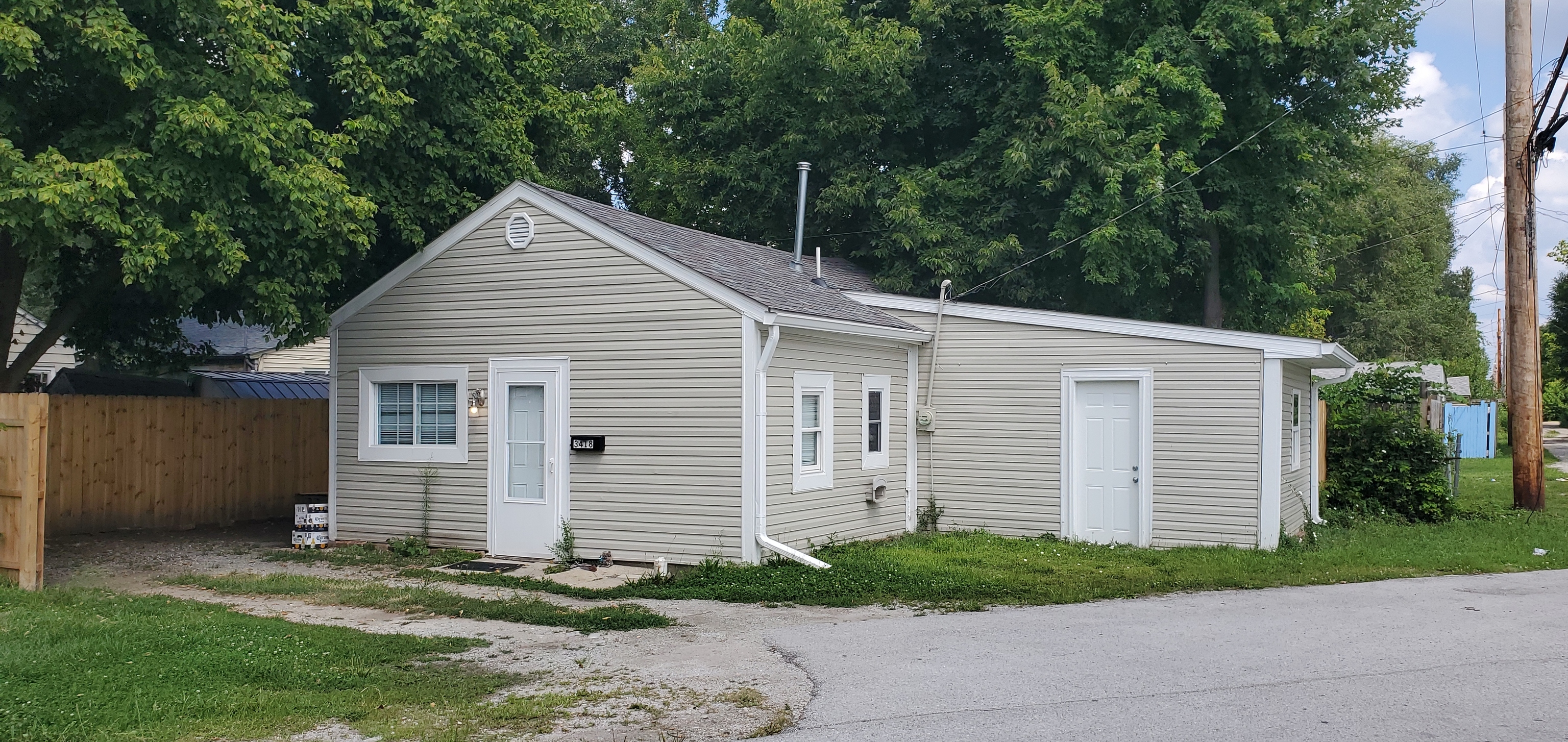 3418 W 17th Street Indianapolis IN 46222