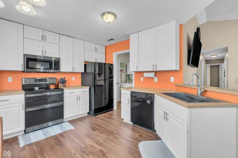 4103 Sungate Court Indianapolis IN 46239