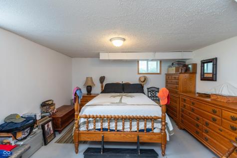 901 North Drive Seymour IN 47274