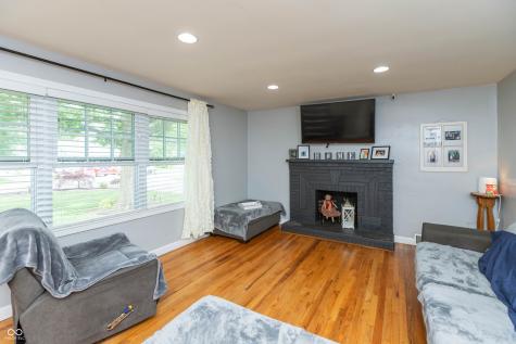 901 North Drive Seymour IN 47274