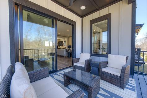 162 Midland Trace Loop Westfield IN 46074