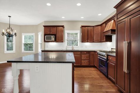 4694 Austin Trace Zionsville IN 46077