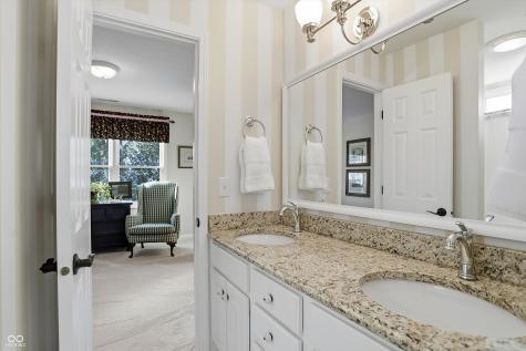 4694 Austin Trace Zionsville IN 46077