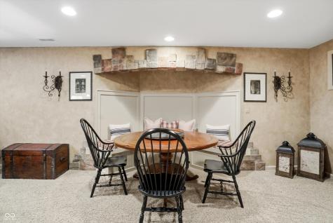 4694 Austin Trace Zionsville IN 46077