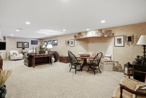 4694 Austin Trace Zionsville IN 46077