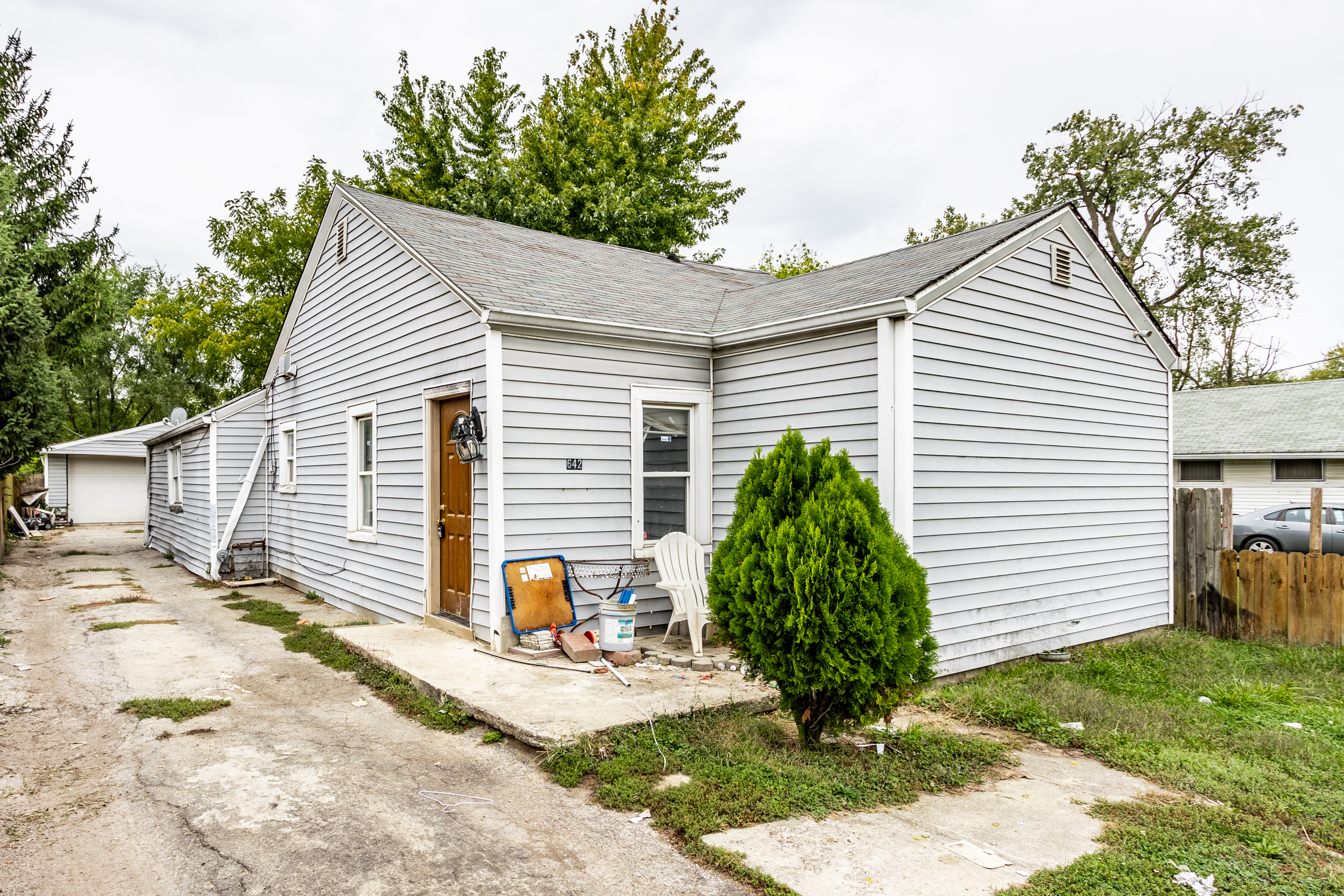 642 S Lynhurst Drive Indianapolis IN 46241