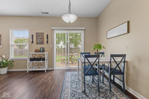 7212 Parklake Place Indianapolis IN 46217