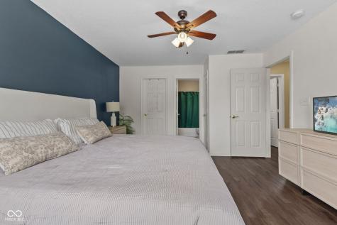 7212 Parklake Place Indianapolis IN 46217