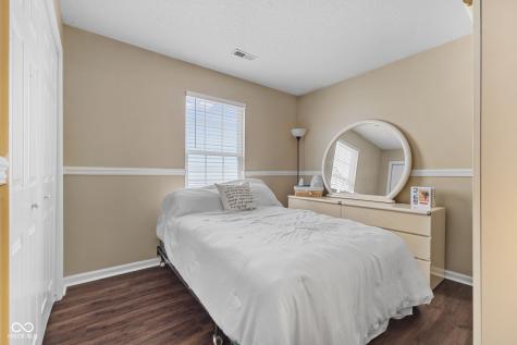 7212 Parklake Place Indianapolis IN 46217