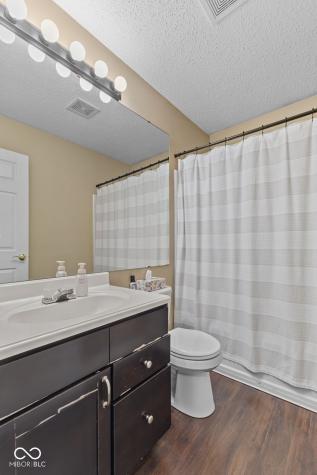 7212 Parklake Place Indianapolis IN 46217