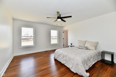 1018 N 18th Street Elwood IN 46036