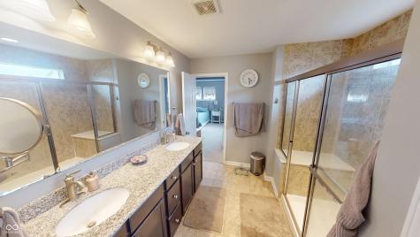 7824 Gray Eagle Drive Zionsville IN 46077