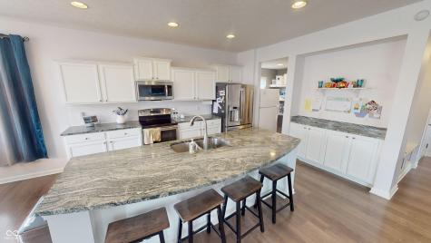7824 Gray Eagle Drive Zionsville IN 46077