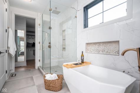 16246 Remington Drive Fishers IN 46037