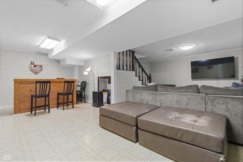 895 Briar Patch Lane Greenwood IN 46142
