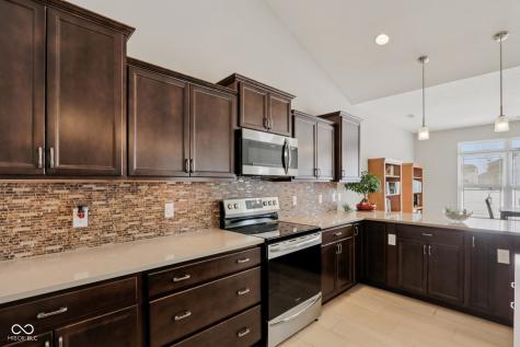 817 Detford Street Lebanon IN 46052