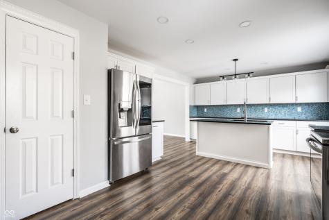 7014 Montroff Circle Indianapolis IN 46256