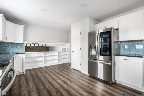 7014 Montroff Circle Indianapolis IN 46256