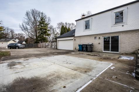 7014 Montroff Circle Indianapolis IN 46256