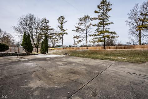 7014 Montroff Circle Indianapolis IN 46256